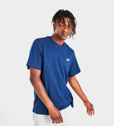 Nike Sportswear Club T-Shirt